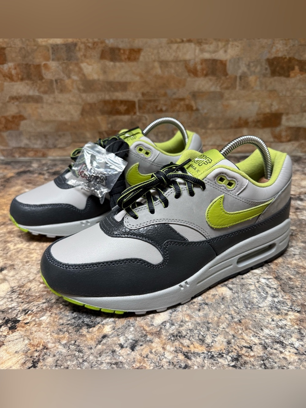 Nike HUF x Air Max 1 SP 2024 HF3713-002 Men’s Low Top Sneakers Gray Size 8.5